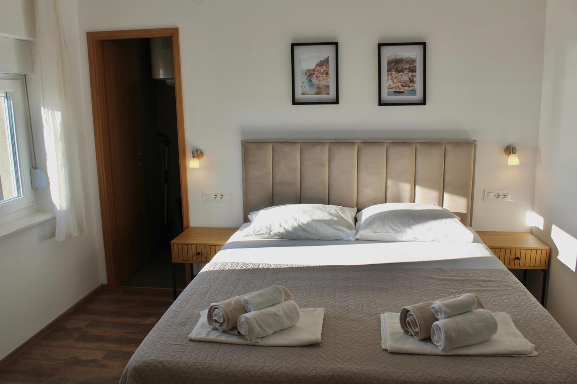 Modern Seaview House Fiore Starigrad Paklenica Buitenkant foto